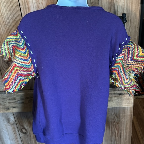 Vintage WCU Sweatshirt reimagined - Picture 5 of 5